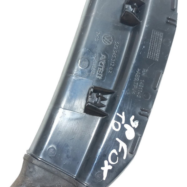 Moldura Lanterna Traseira Direita Volkswagen Spacefox 2015