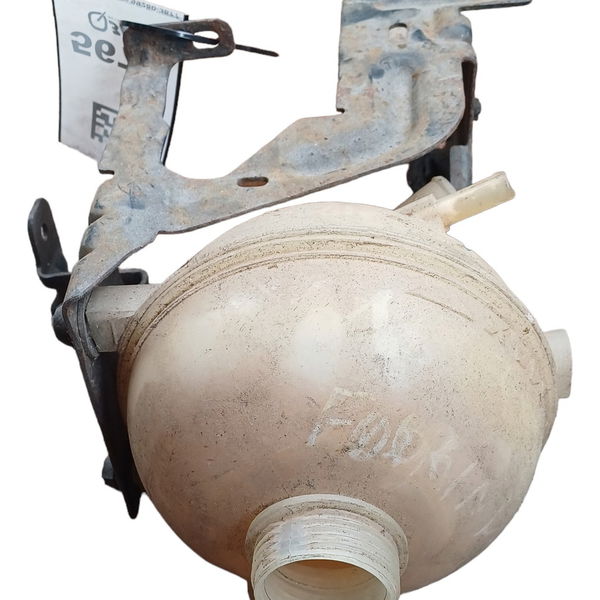 Reservatório Água Suporte Radiador Fiorino 2009