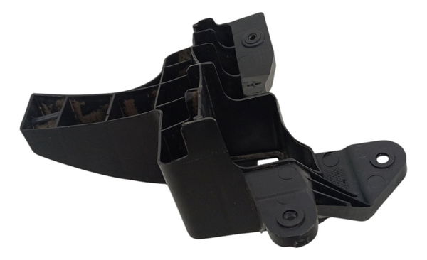Guia Parachoque Traseiro Direito Renault Sandero 2012 2013