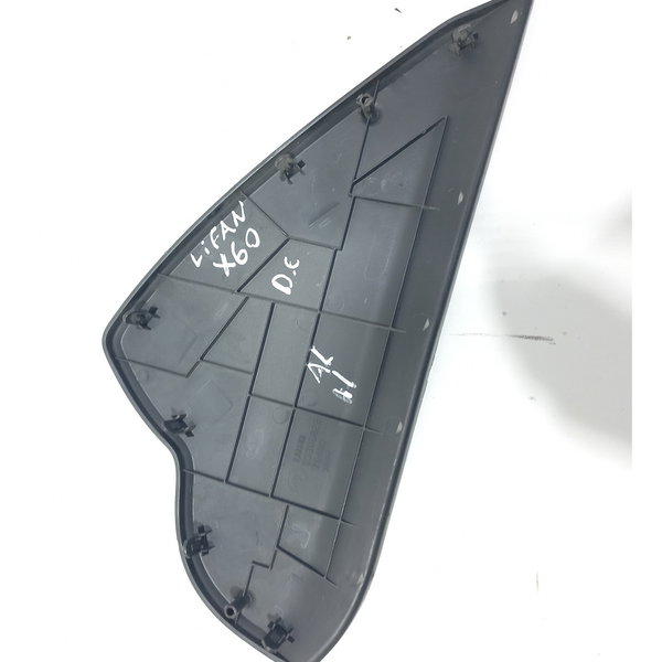 Acabamento Tampa Lateral  Direito Painel Lifan X60 2014