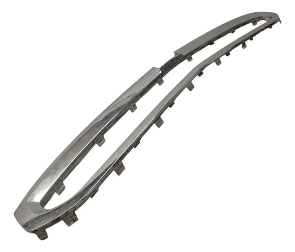 Moldura Grade Dianteira Chevrolet Onix 2015 2016 2017