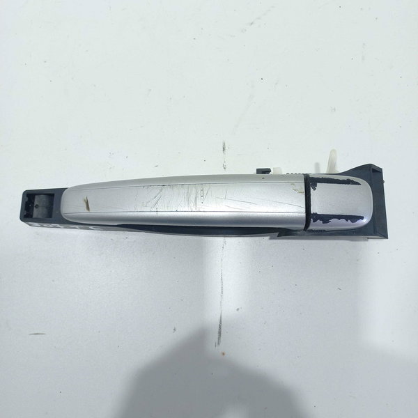 Maçaneta Externa Traseira Esquerda Peugeot 307 Prata Traseira