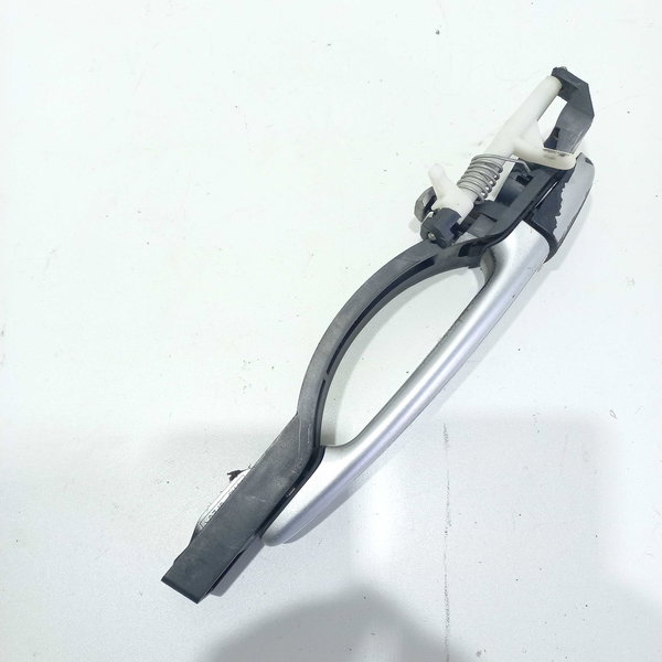 Maçaneta Externa Traseira Esquerda Peugeot 307 Prata Traseira