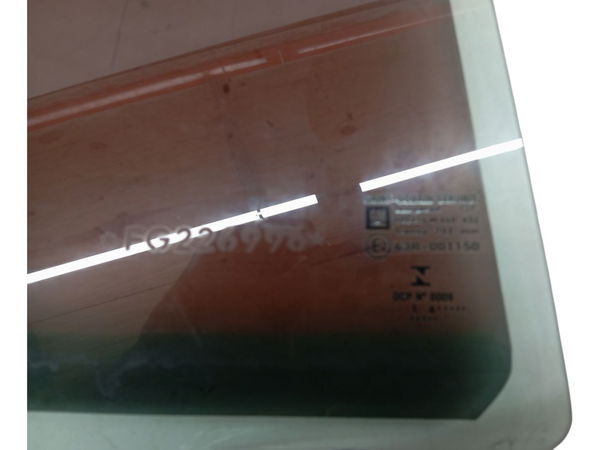 Vidro Porta Traseira Direita Chevrolet Prisma 2013 2014