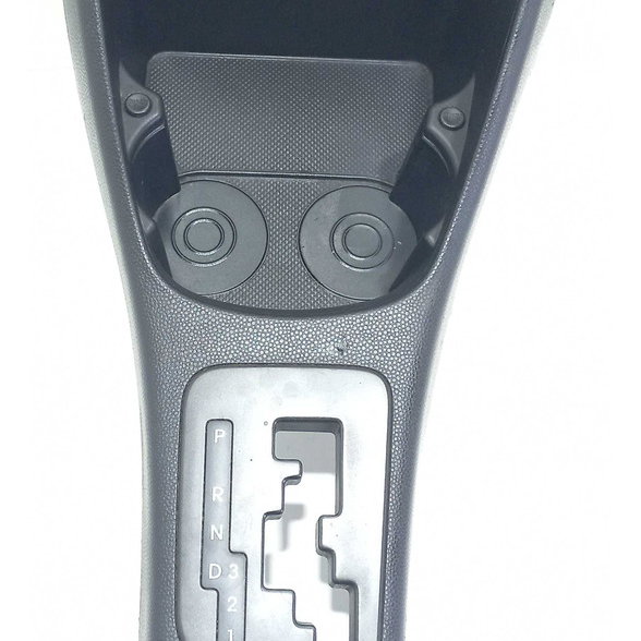 Acabamento Console Central Kia Picanto Automático 2012