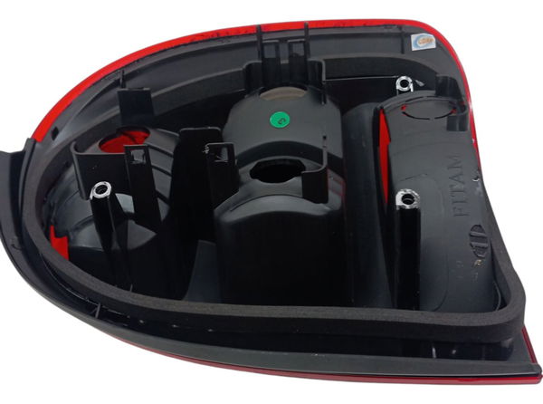 Lanterna Traseira Esquerda Fume Chevrolet Corsa 2000 2001