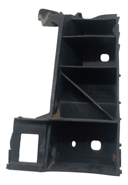 Guia Parachoque Traseiro Esquerdo Volkswagen Polo 2004 2005