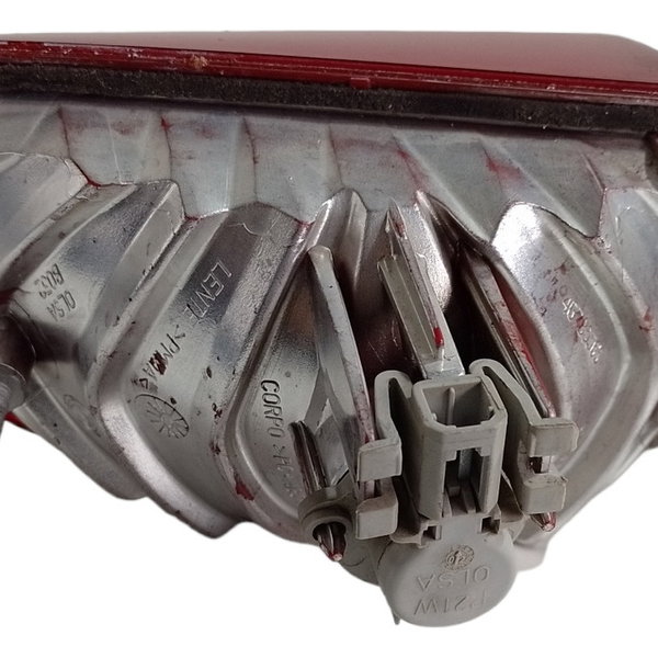 Lanterna Tampa Traseira Esquerda Fiat Stilo 2010 Esquerdo/motorista Vermelho