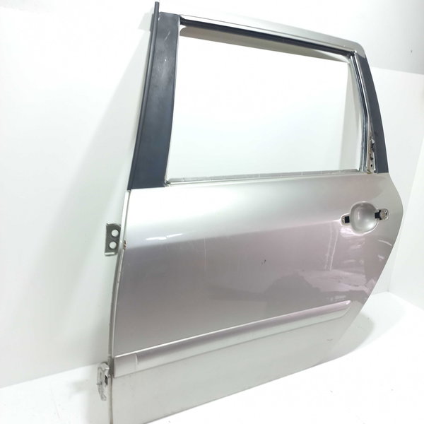 Porta Traseira Esquerda Peugeot 307 Sw  Detalhes Traseira Esquerdo Q