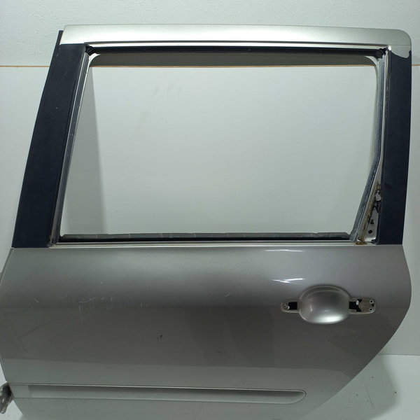 Porta Traseira Esquerda Peugeot 307 Sw  Detalhes Traseira Esquerdo Q