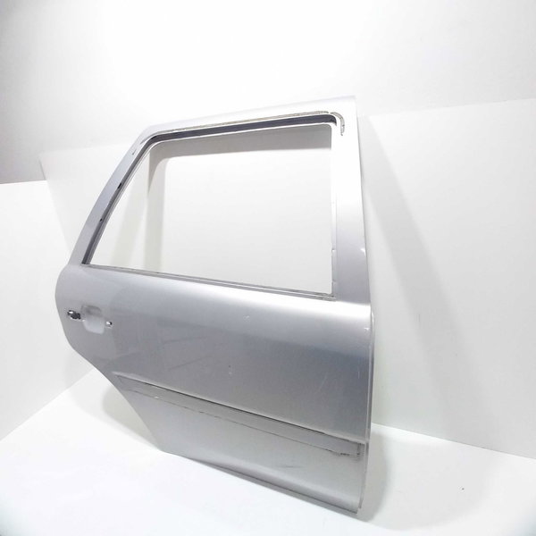 Porta Traseira Direita Volkswagen Gol G4 Detalhes Traseira Direito Qq