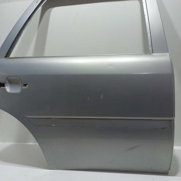 Porta Traseira Direita Volkswagen Gol G4 Detalhes Traseira Direito Qq