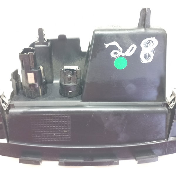 Moldura Painel Tomada 12v Acendedor Peugeot 208 2014 Preto