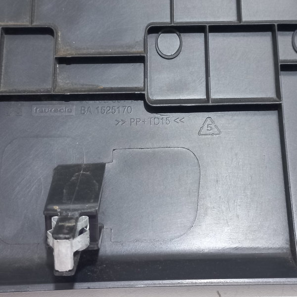 Tampa Caixa De Fusíveis Peugeot 208 2014