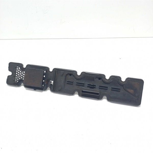 Defletor Tampa Válvula Cabeçote Peugeot 307 Sw