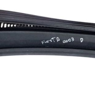 Grade Churrasqueira Direita Ford Fiesta 2002 2003 2004 2005 Preto Preto/fosco