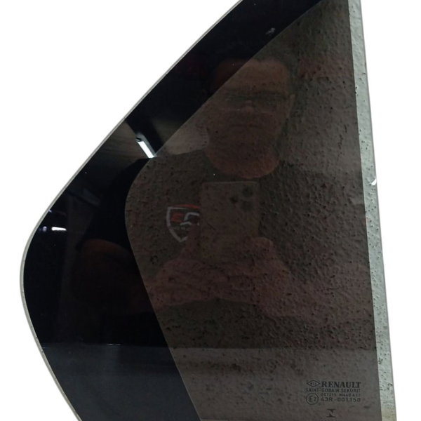 Vidro Fixo Traseiro Direito Renault Logan 2014 2015