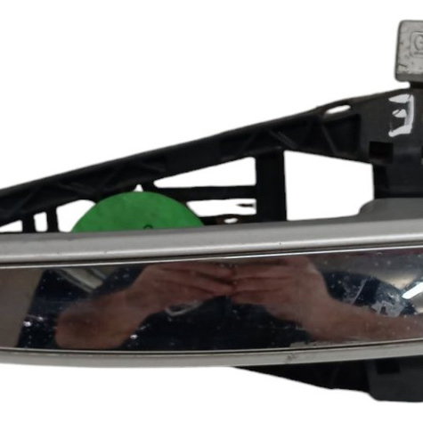 Maçaneta Externa Traseira Esquerda  Chevrolet Sonic 2012