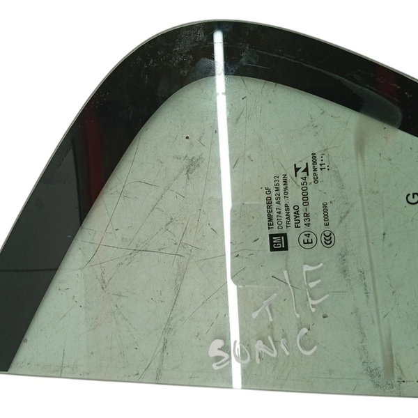 Vidro Fixo Traseiro Esquerdo Chevrolet Sonic 1.6 2011 2012