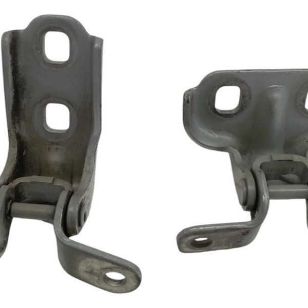 Dobradiça Porta Dianteira Esquerda Chevrolet Sonic 2011 2012