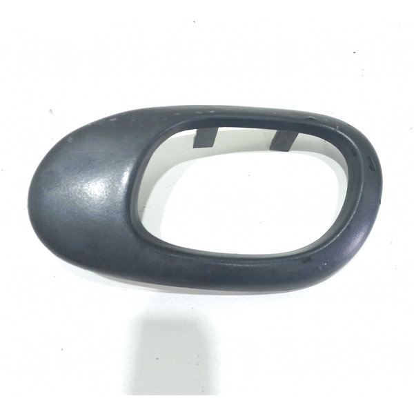 Moldura Maçaneta Interna Dianteira Direita Peugeot 206 Preto Dianteira