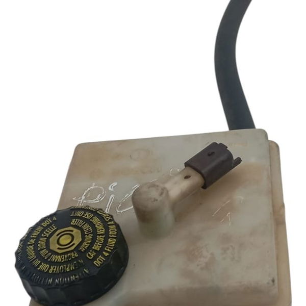 Reservatório De Freio Cilindro Mestre Citroen Picasso 2005