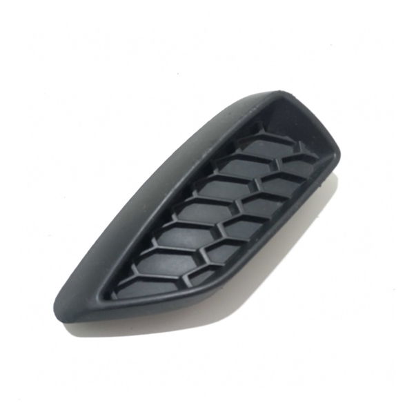 Moldura Parachoque Dianteiro Direito Fiat Argo 2018 Preto