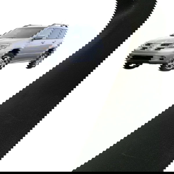 Moldura Esquerda Tampa Traseira Mitsubishi Airtrek 2007 2008