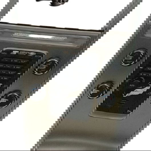 Moldura Comando Ar Condiconado Radio Volvo Xc60 T5 2012