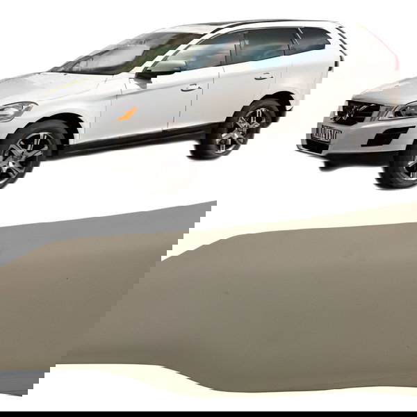 Acabamento Banco Traseiro Esquerdo Volvo Xc60 2012 Detalhe