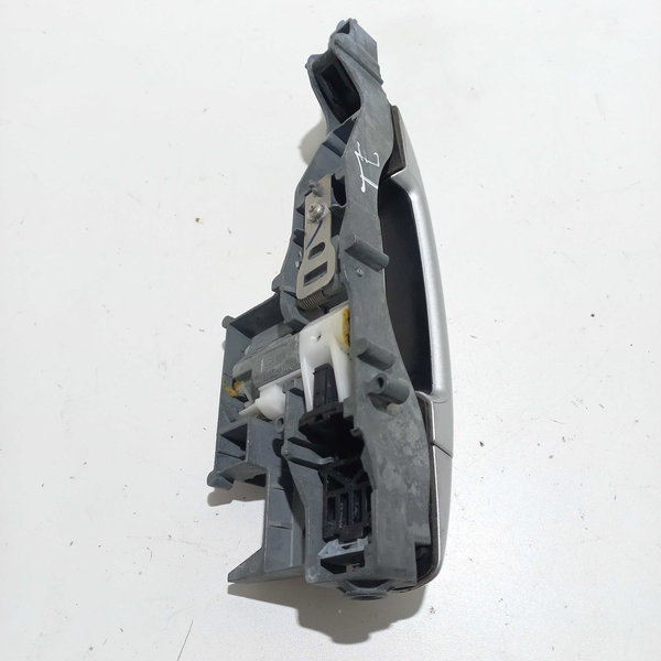Maçaneta Externa Porta Traseira Esquerda Peugeot 2008