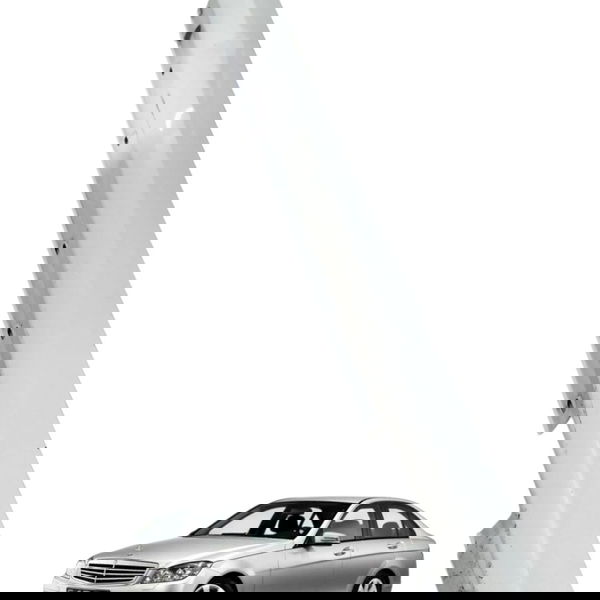 Spoiler Lateral Direito Mercedes Benz C180 2010 2011 Detalhe