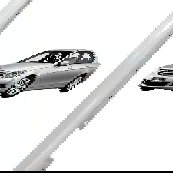 Spoiler Lateral  Esquerdo Mercedes C180 2010 2011 Detalhe