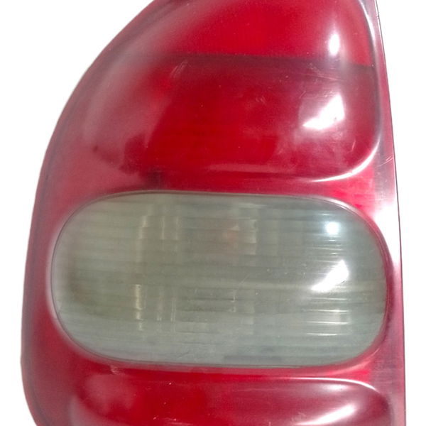 Lanterna Traseira Esquerda Gm Corsa  Esquerdo Vermelho
