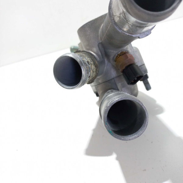 Carcaça Válvula Termostática Hyundai I30 2010 2.0 Aut.