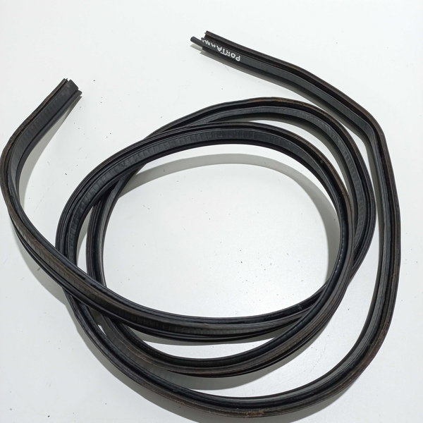 Borracha Porta Malas Fiat Siena 2011