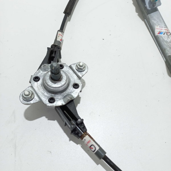 Máquina Vídeo Manual Traseiro Direito Fiat Siena 2011