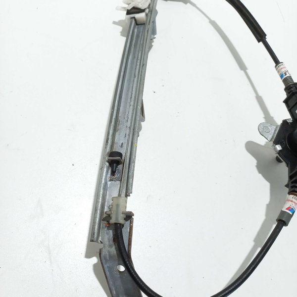 Máquina Vídeo Manual Traseiro Direito Fiat Siena 2011