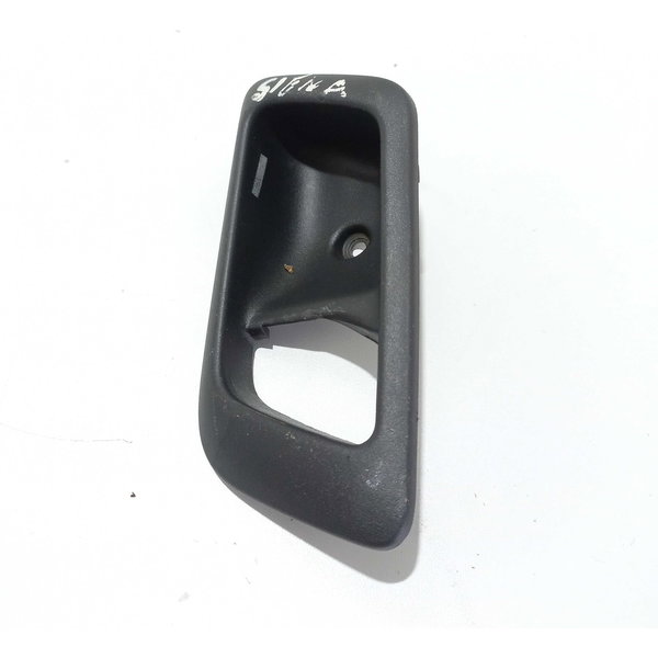 Moldura Maçaneta Interna Lado Direito Fiat Siena 2011 1.0