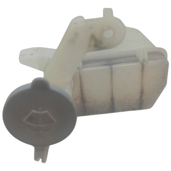 Reservatorio Agua Parabrisa Nissan Versa 1.6 2019 Detalhe