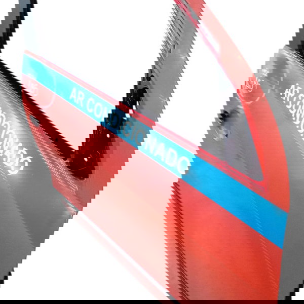 Porta Dianteira Direita Volkswagen Voyage 4p 2015 Detalhe Dianteira Direito