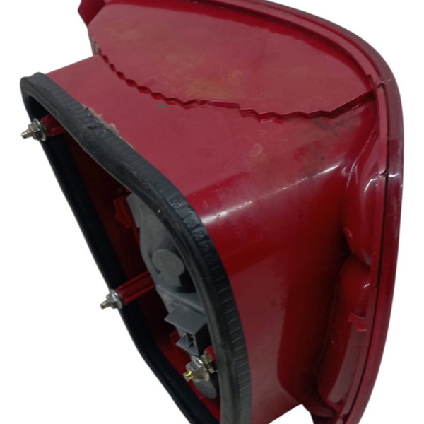 Lanterna Traseira Direita Fiat Siena 1.0 2008 2009 Detalhe Direito/passageiro