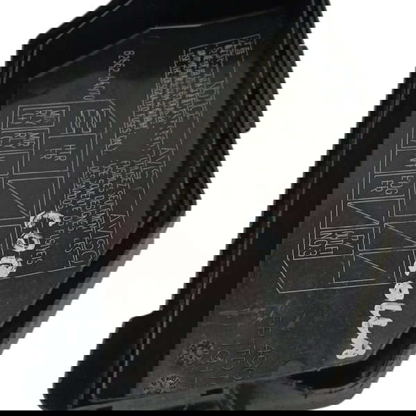 Tampa Caixa Fusivel Toyota Corolla Cross 2.0 2022 2023