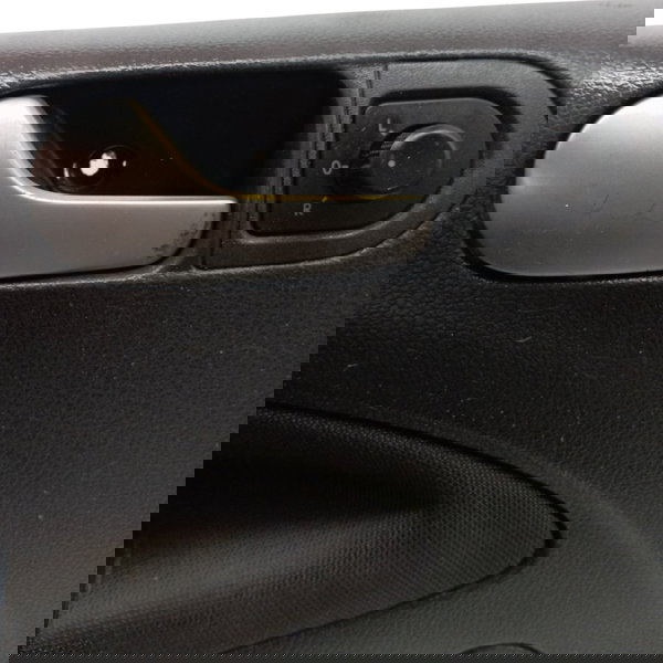 Forro Porta Dianteiro Esquerd Volkswagen Voyage 4p 2014 2015