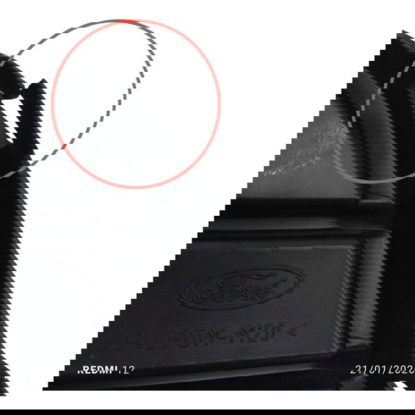 Grade Inferior Parachoque Direito Ford Focus 2015 Detalhe