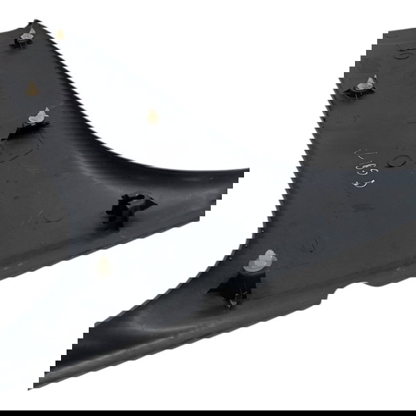 Moldura Inferior Coluna Direita Volkswagen Voyage 2015