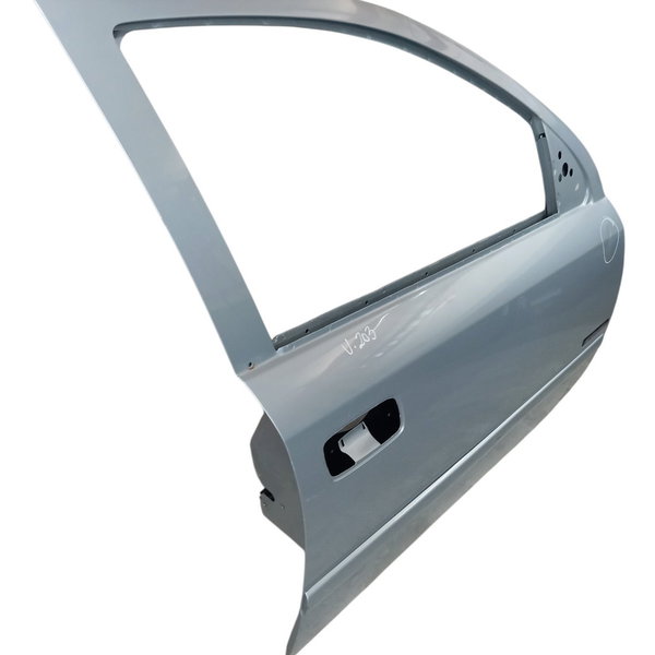 Porta Dianteira Direita Gm Astra Hatch 4p 2008 Detalhe Dianteira Direito