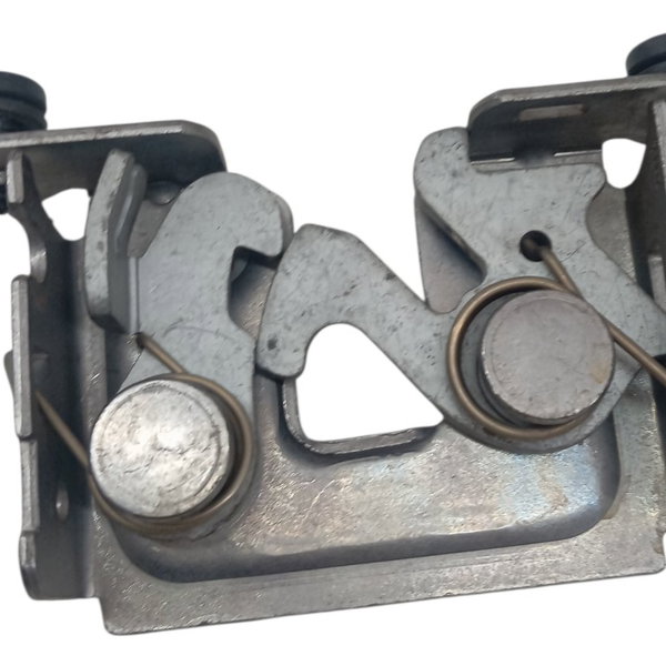 Fechadura Esquerda Capô Bmw X1 S Drive 2.0 Flex 2014 2015