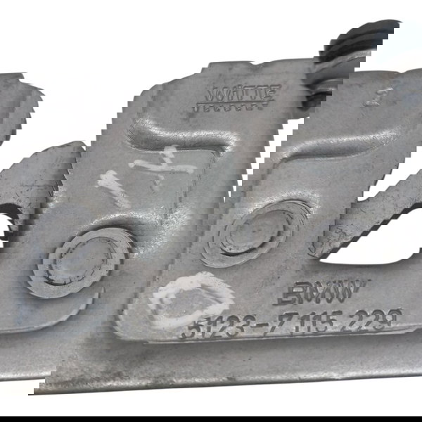 Fechadura Esquerda Capô Bmw X1 S Drive 2.0 Flex 2014 2015