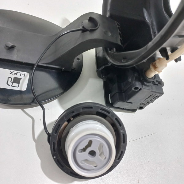 Portinhola Tampa Tanque Combustível Chevrolet Onix 2019 Preto 2019
